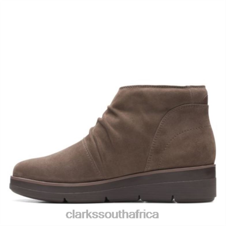 Clarks Taupe Suede Shaylup 840404105 Unisex Clarks Taupe Suede