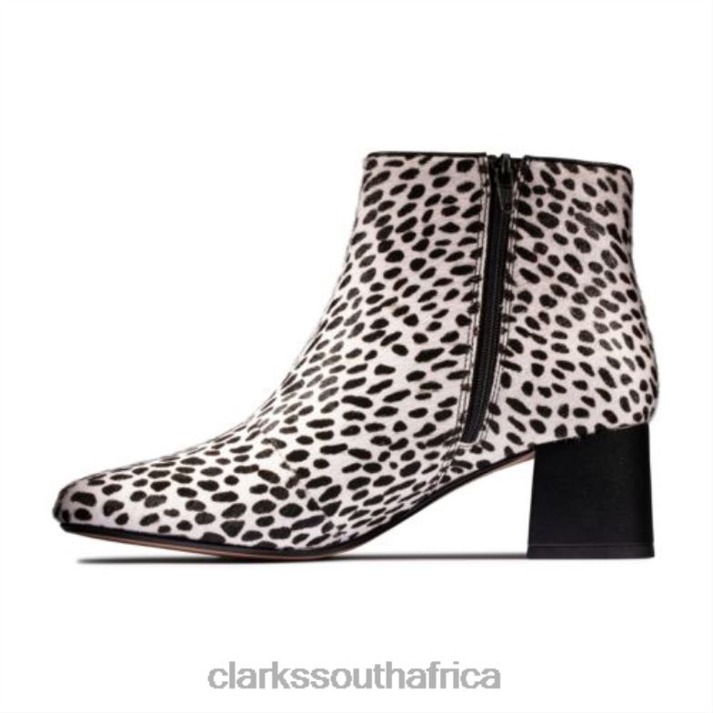 Sheer Flora 2 Clarks Animal Print 840404231 Unisex Clarks Animal Print