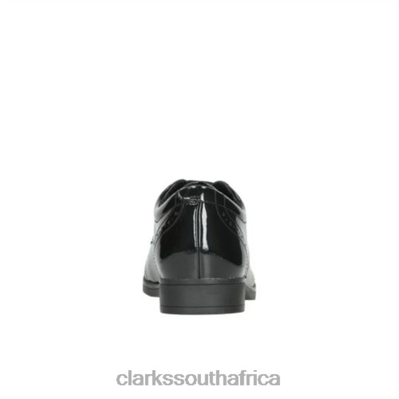 Black Patent Clarks Sami Walk Jnr G Fit 840404731 Unisex Clarks Black Patent