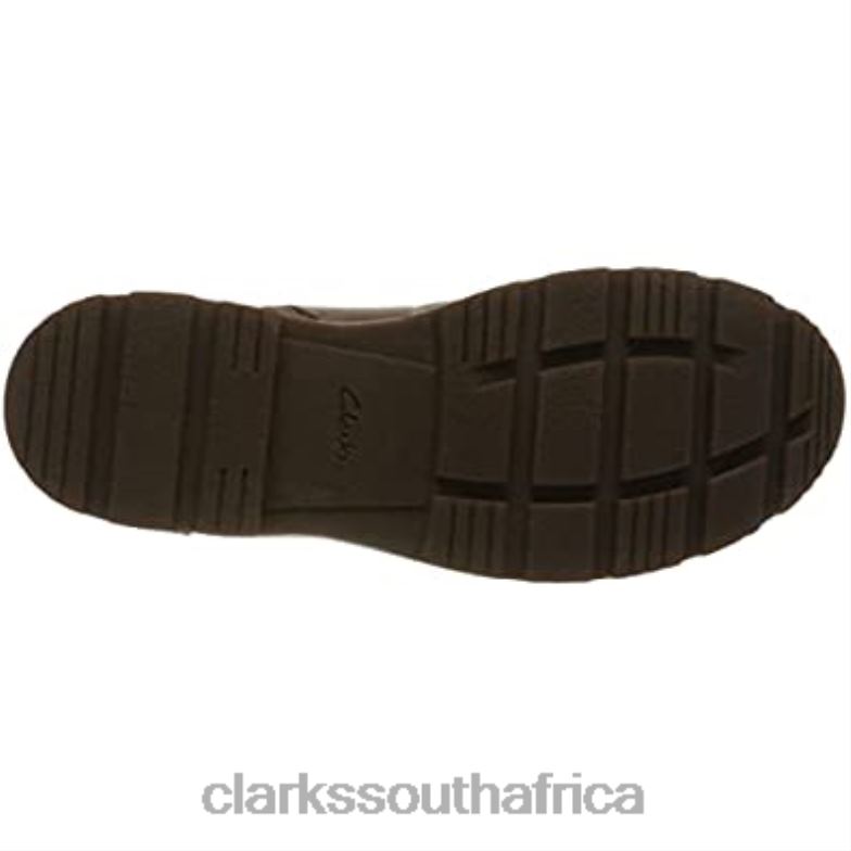 Boy's Heath Lace K Chukka Boot Tan Leather Clarks 84040942 Kids Clarks Tan Leather