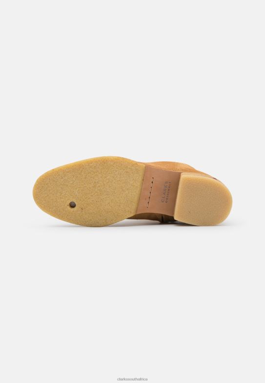 Tan Clarks Amara Classic Ankle Boots 840407088 Unisex Clarks Tan