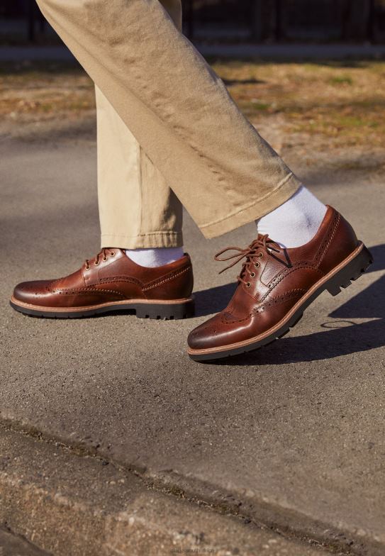 Brown Clarks Batcombe Wing Lace-Ups 840407155 Unisex Clarks Brown