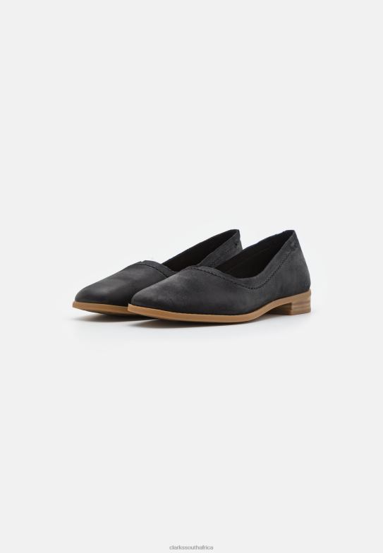 Pure Walk Slip-Ons Black Clarks 840406918 Unisex Clarks Black