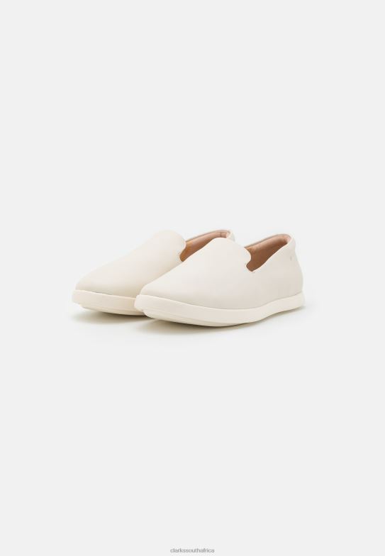 White Ace Lite Slip-Ons Clarks 840406932 Unisex Clarks White