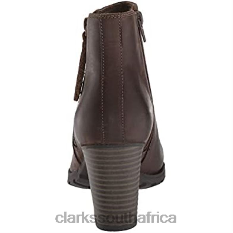 Women's Verona Peach Fashion Boot Clarks Olive Leather 840401773 Women Clarks