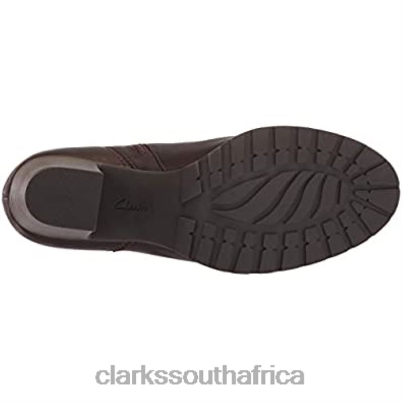 Women's Verona Peach Fashion Boot Clarks Taupe Leather 840402871 Women Clarks Taupe Leather