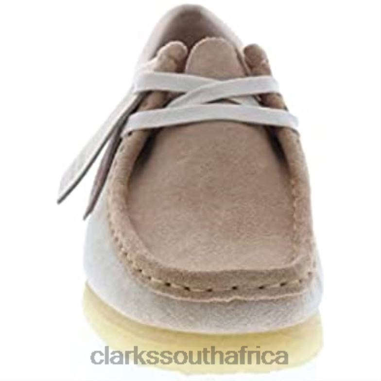 Clarks Women's Wallabee Chukka Boot Light Tan Suede 84040938 Women Clarks Light Tan Suede