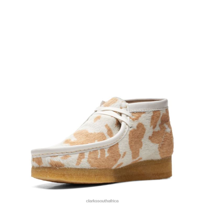 Clarks Wallabee Boot Tan Cow Print 840403322 Women Clarks Tan Cow Print