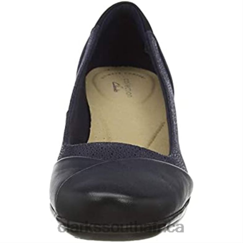Women's Emily Alexa Uniform Dress Shoe Navy Combi Clarks 84040518 Women Clarks