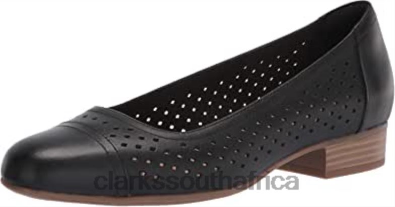 Clarks Women's Juliet Cedar Ballet Flat Black Leather 840401490 Women Clarks