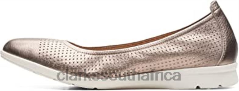 Women's Jenette Ease Ballet Flat Clarks Red 840402397 Women Clarks