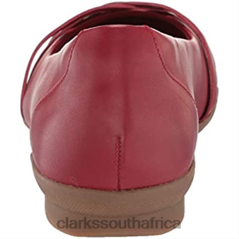 Women's Sara Clover Ballet Flat Clarks Red Leather 840401653 Women Clarks