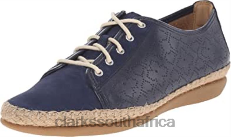 Women's Reeney Rita Lace Up Shoe Clarks Navy Nubuck 840402559 Women Clarks
