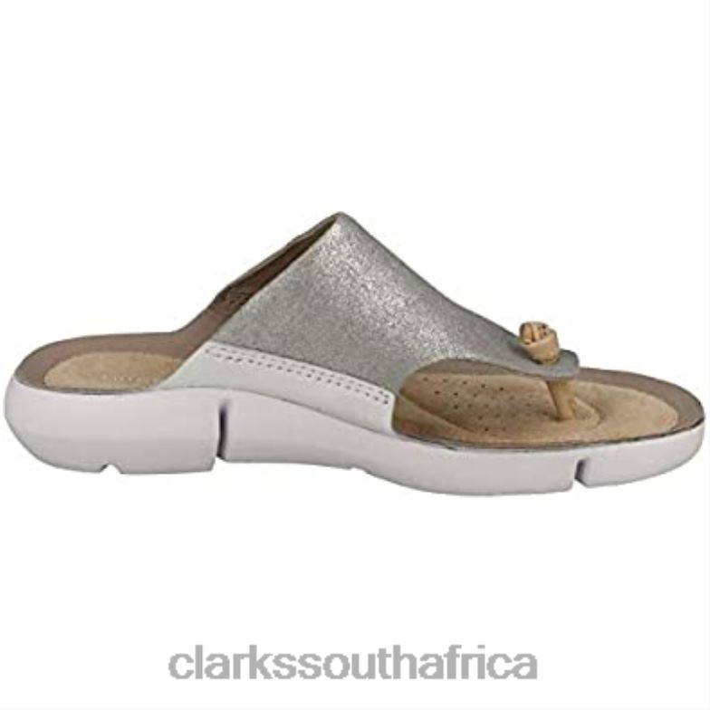 Tri Carmen Women's Toe-Post Sandals Clarks Silver 840401143 Women Clarks Silver
