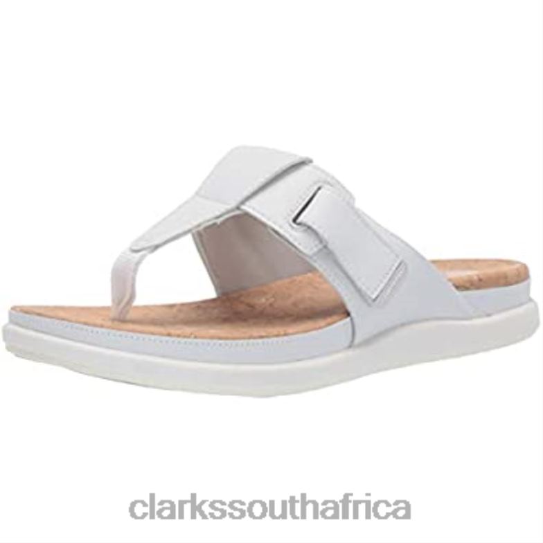Women's Step June Reef Sandal Clarks White Synthetic 84040373 Women Clarks